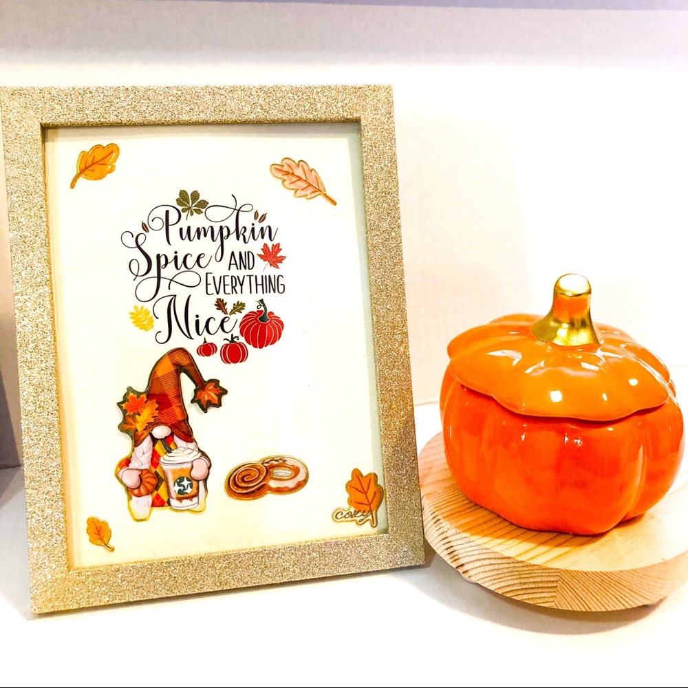 Pumpkin Spice Gnome Frame & Pumpkin Candle Set